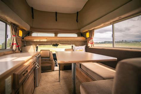 1978 Toyota chinook interior